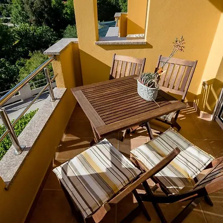 بيت ضيافة Silvana In Kampor