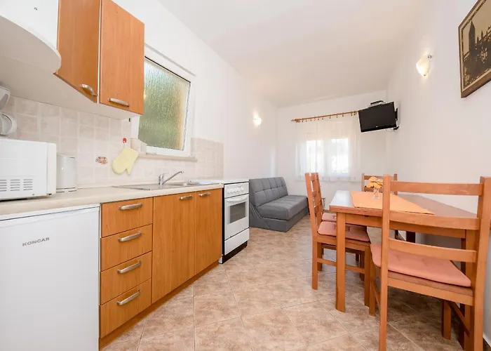 Silvana In Gasthof Kampor